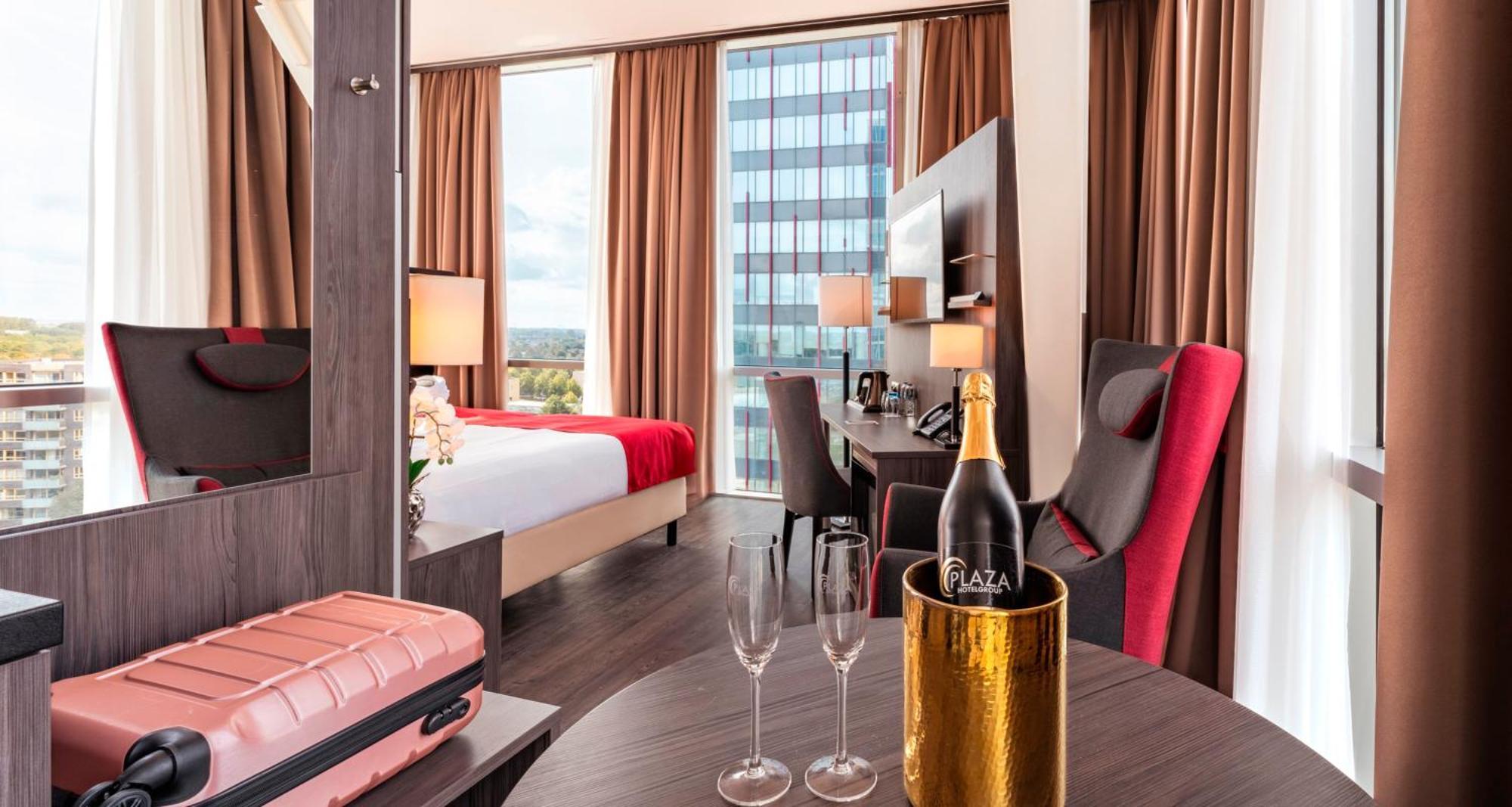 Plaza Premium อัลเมียเรอ ภายนอก รูปภาพ