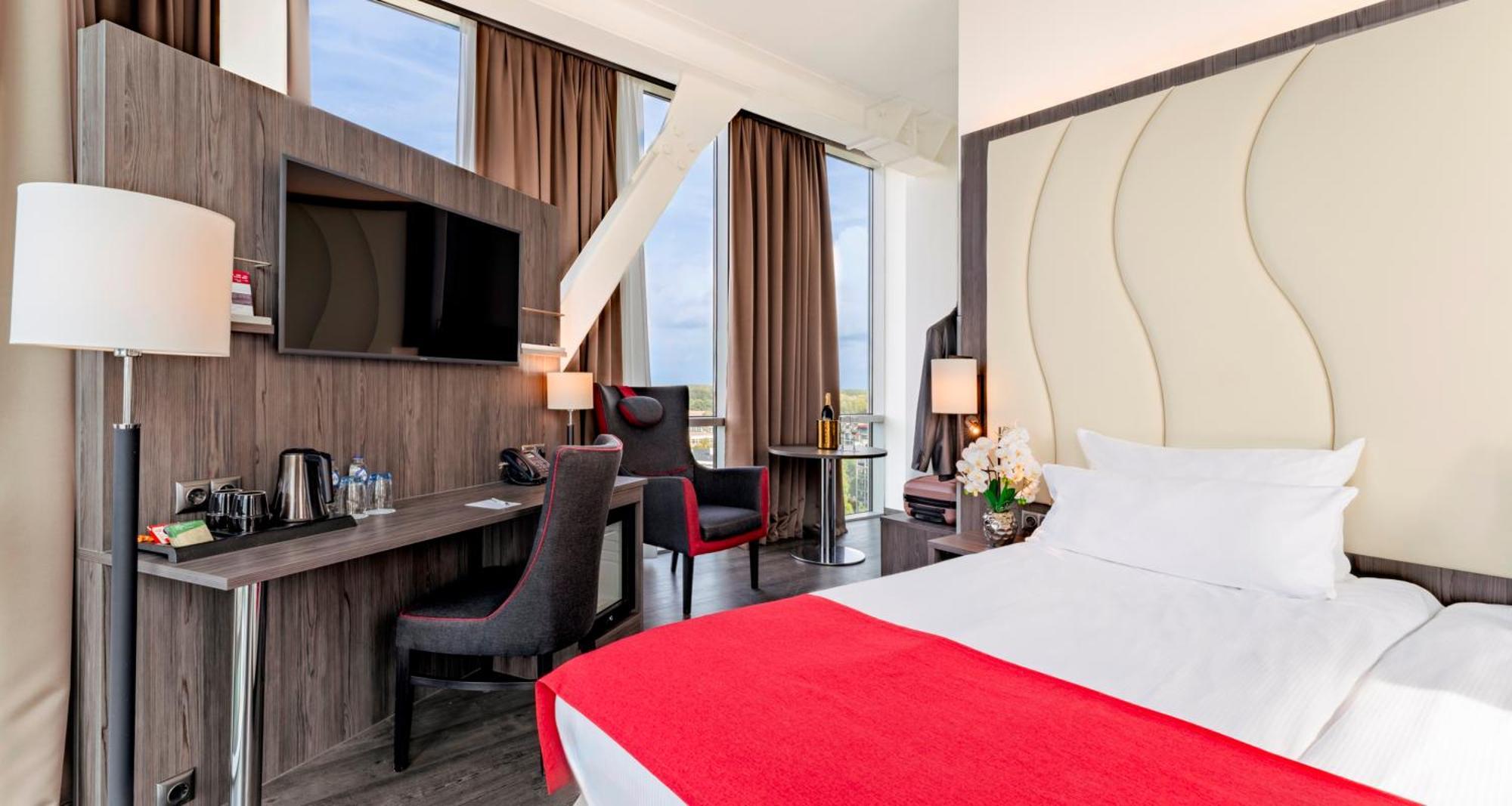 Plaza Premium อัลเมียเรอ ภายนอก รูปภาพ